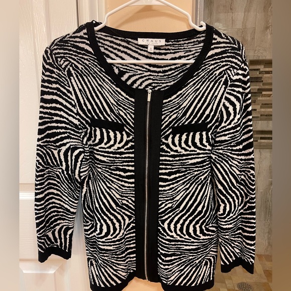 Beautiful Chaus Zip Sweater! - Picture 1 of 6